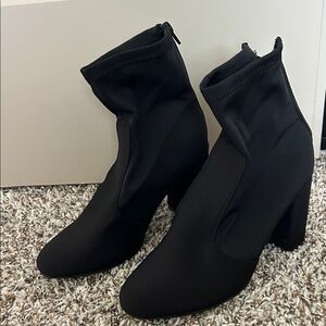 WiLDFiRE Black Heeled Boots